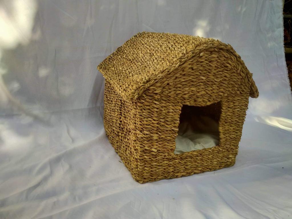 Pet Cat wicker House