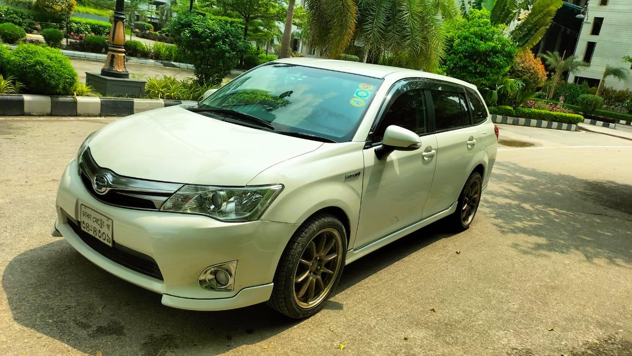 Toyota Fielder WXB 2014