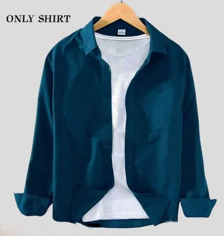 Solid collar shirt