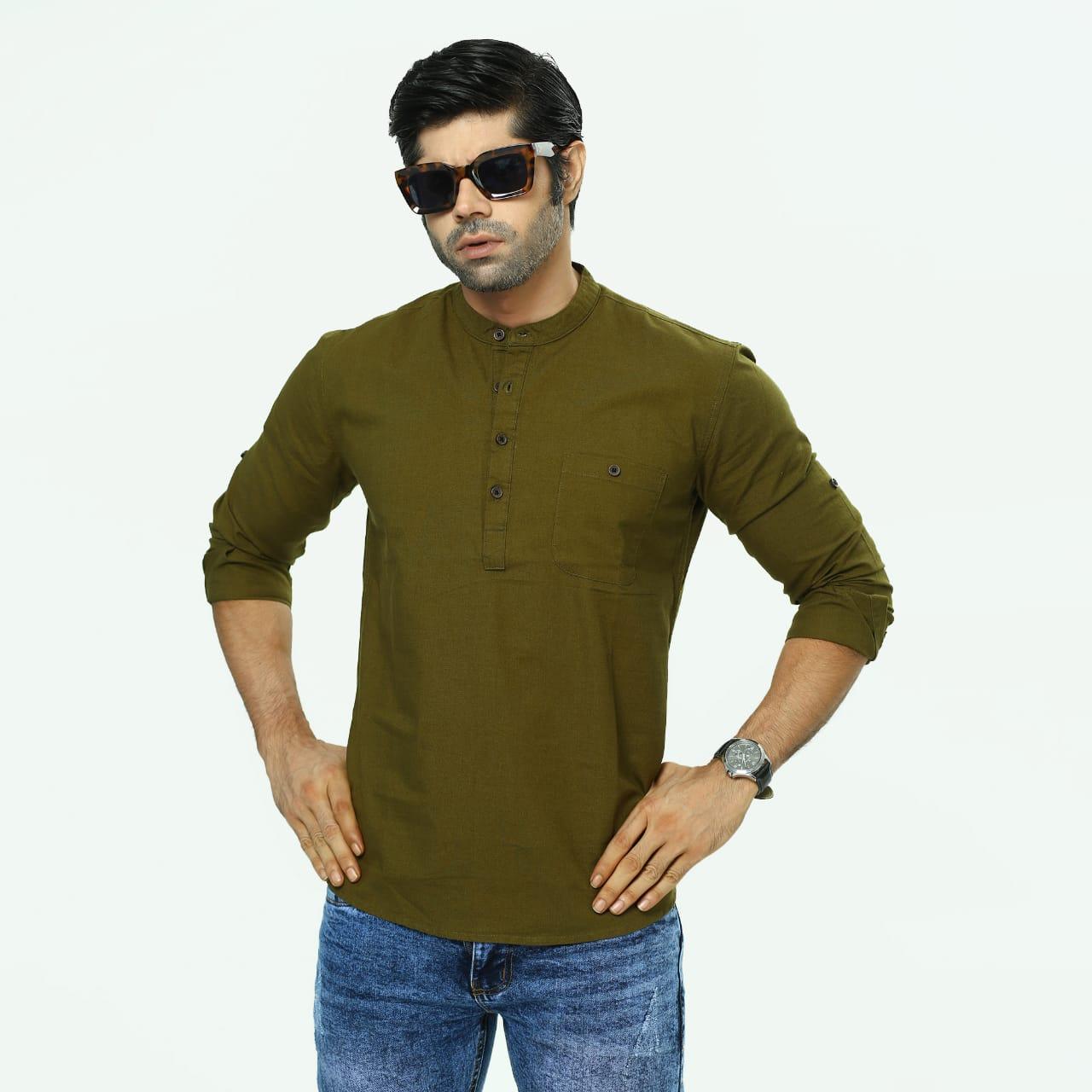 Solid collar shirt