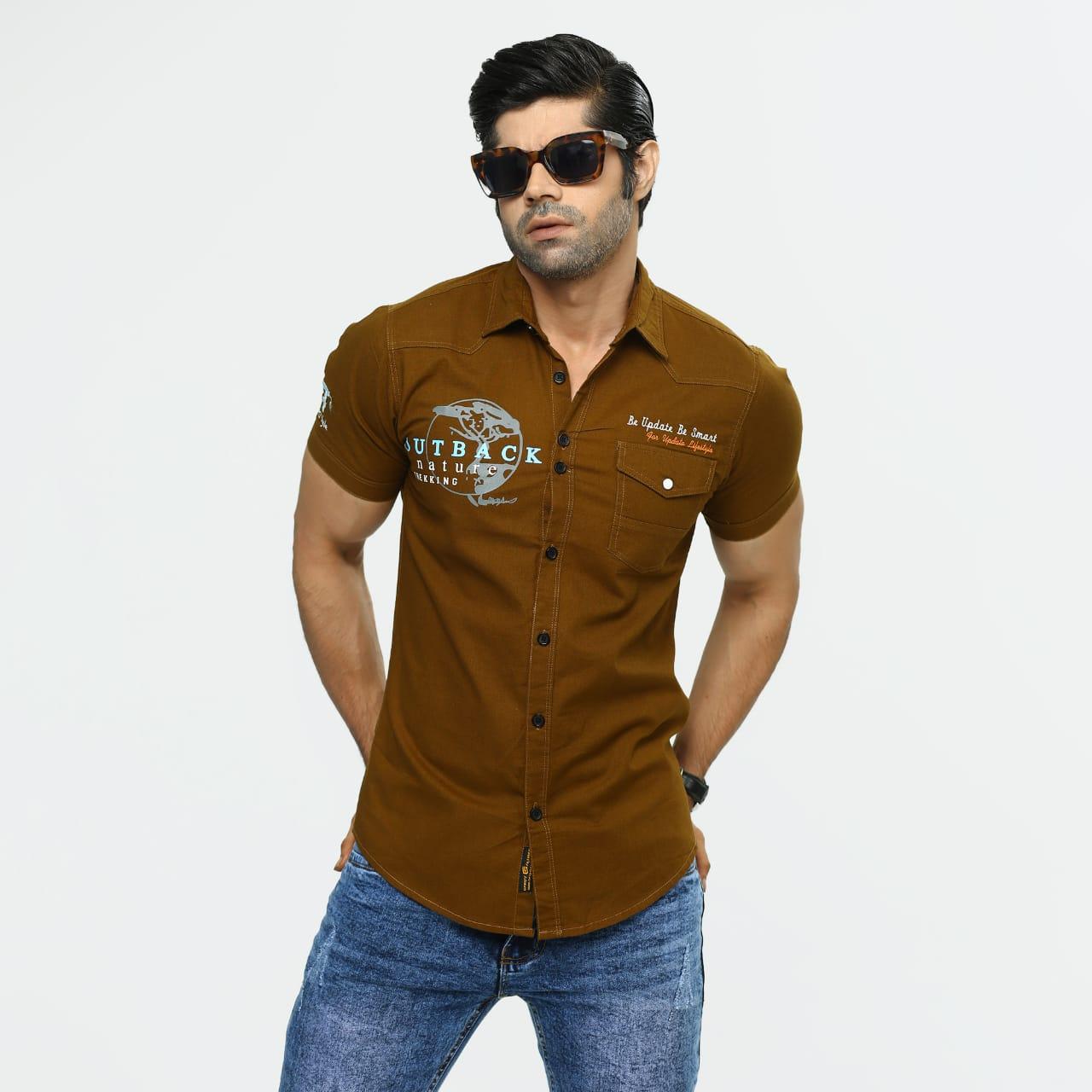 Solid collar shirt