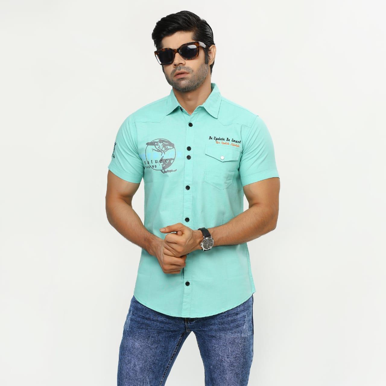 Solid collar shirt