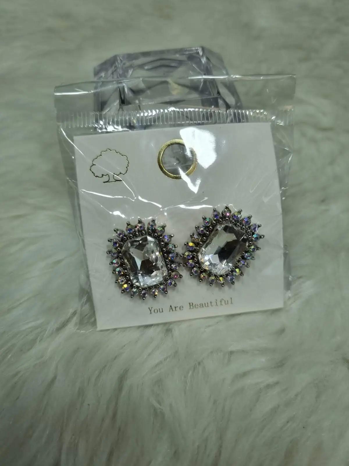 White Crystal Rectangular Rhinestone Earring